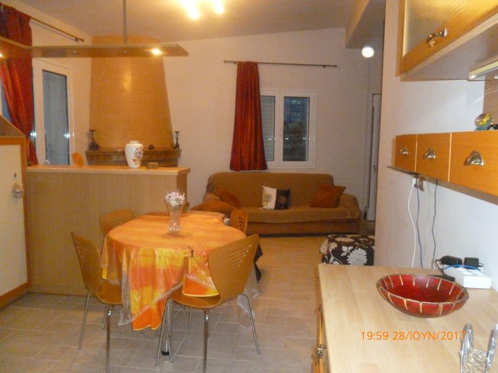 Villa Perigiali Seaside Vromopousi Exterior foto